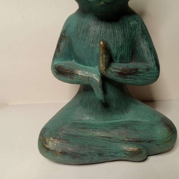8.5 in Resin Yoga Cat Figurine - Picture 6 of 7
